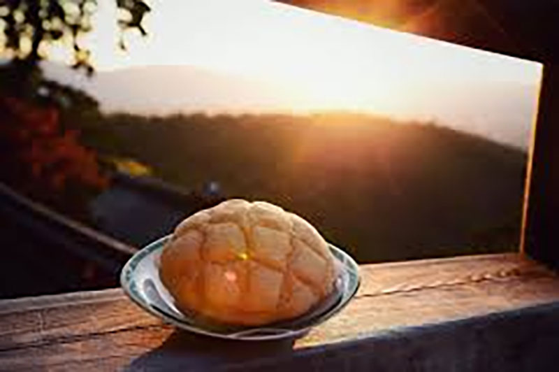 sunrise-melon-bread