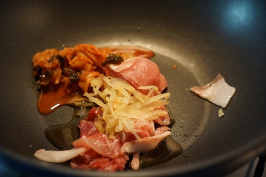 Japanese-kimchi-fried-rice-4