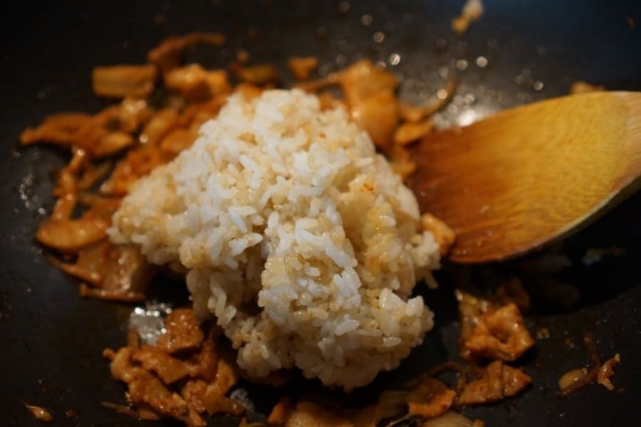 Japanese-kimchi-fried-rice-5